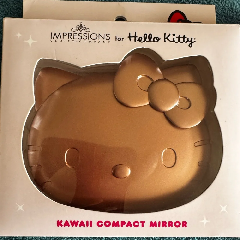 Hello Kitty Kawaii Compact Mirror - Soft Purple